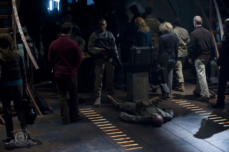 Illustration for article titled Stargate Universe "Light" Pics